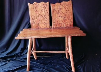 ARM-HAND CARVED WOODEN CHAIR